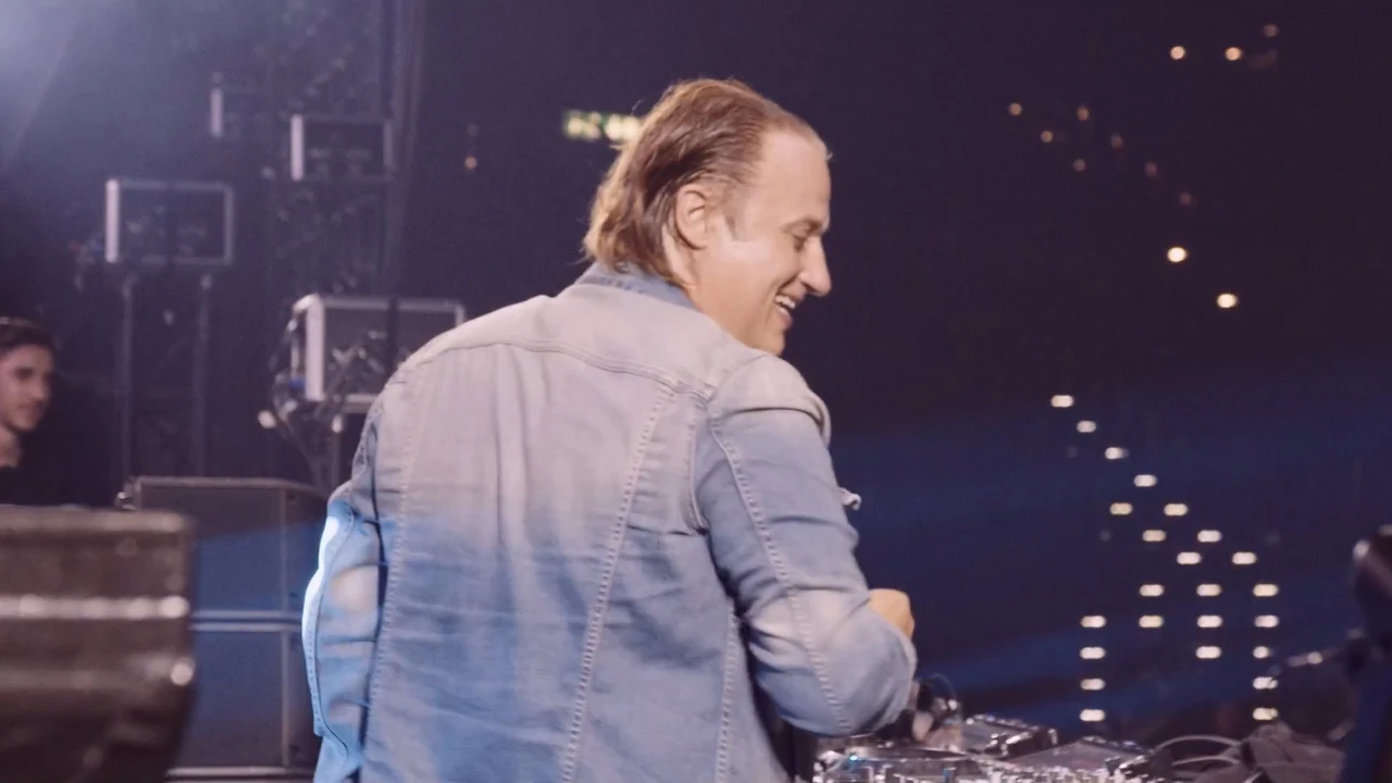Standbild aus dem Film: EDX | Hallenstadion Zürich | Insomnia Dance Festival 2023
