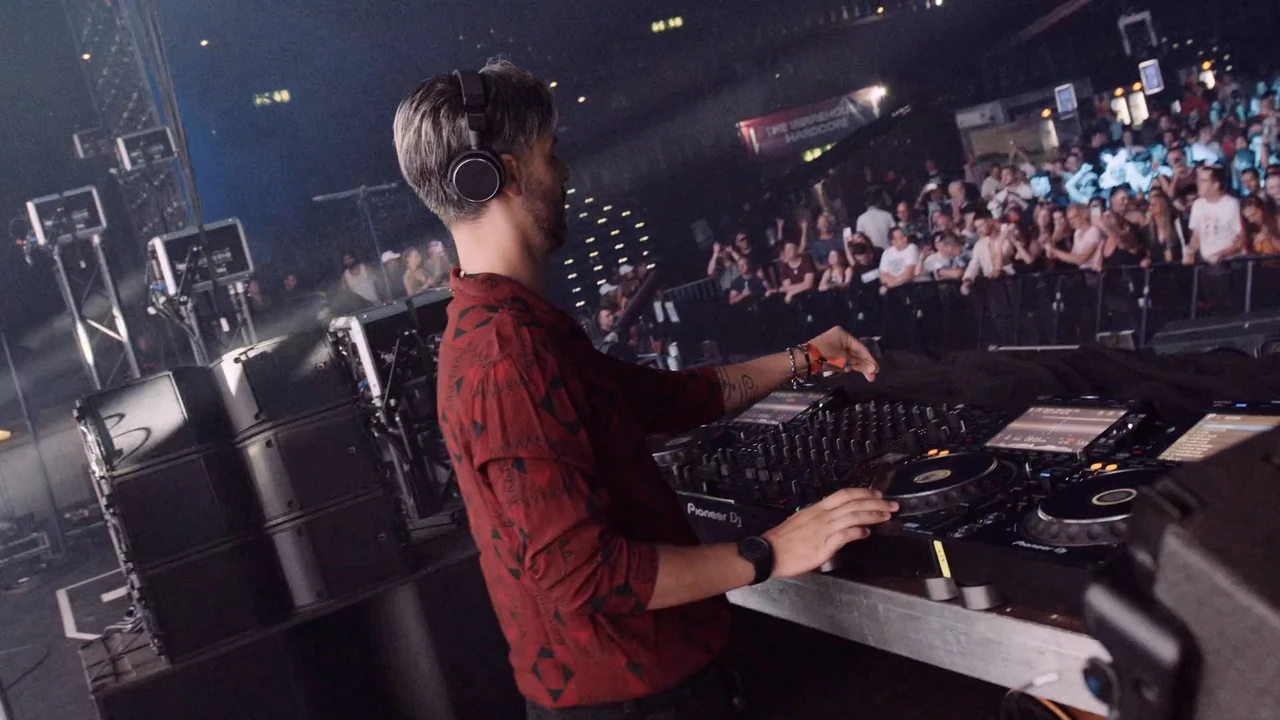 Standbild aus dem Film: MEDUZA | Hallenstadion Zürich | Insomnia Dance Festival 2023